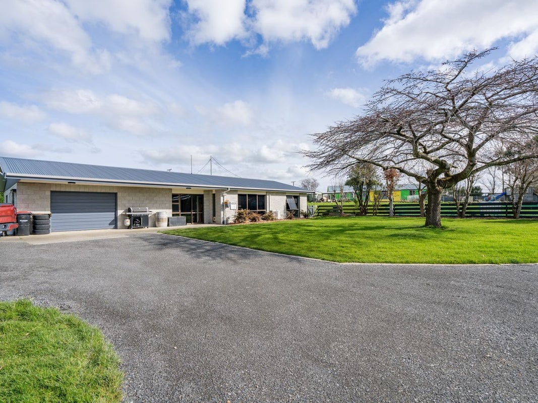 73 Flora Road East, Makarewa, Invercargill - Carousel 1