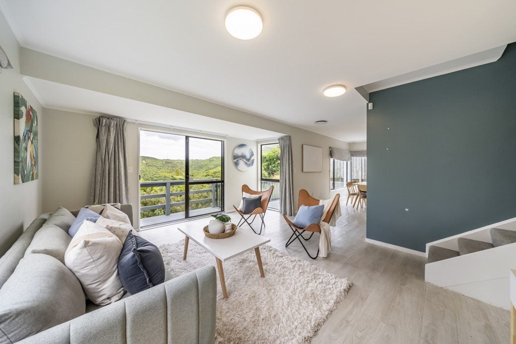 66 Woodhouse Avenue, Karori, Wellington - Carousel 2