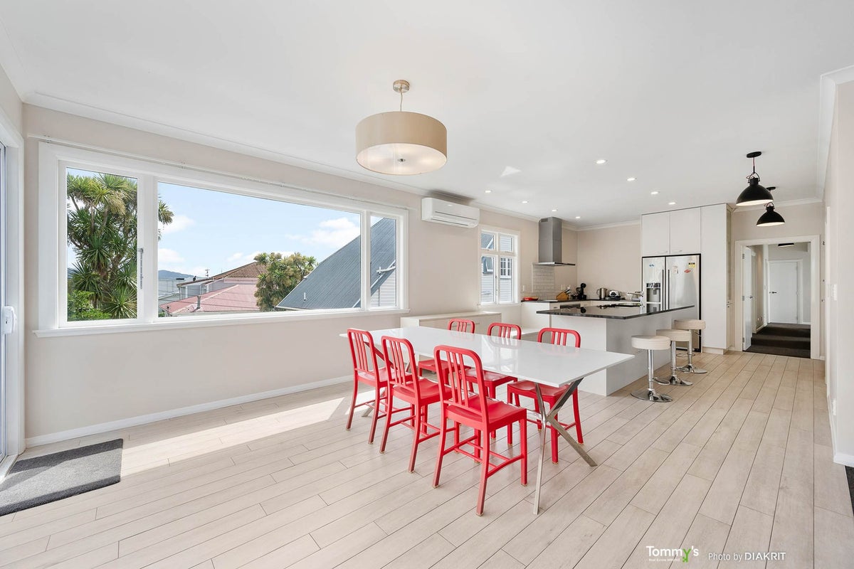 50 Wright Street, Mount Cook, Wellington - Carousel 2