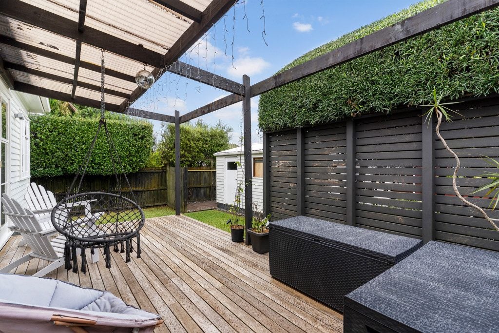 47 Alverston Street, Waterview, Auckland - Carousel 2