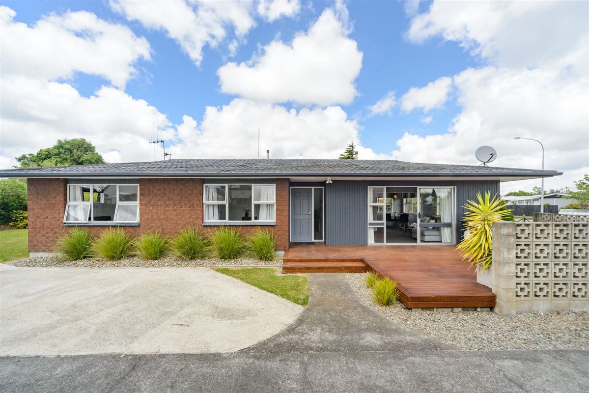187 Milson Line, Milson, Palmerston North - Carousel 1