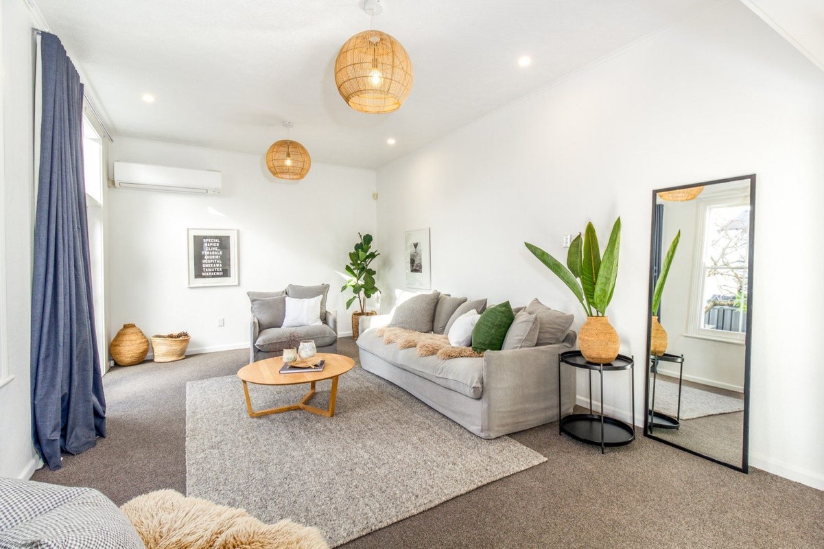 305C Lascelles Street, Saint Leonards, Hastings - Carousel 1
