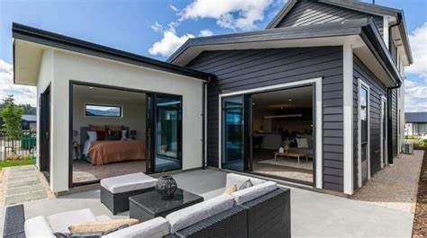 2 Kahikatea Way, Appleby, Richmond - Carousel 2