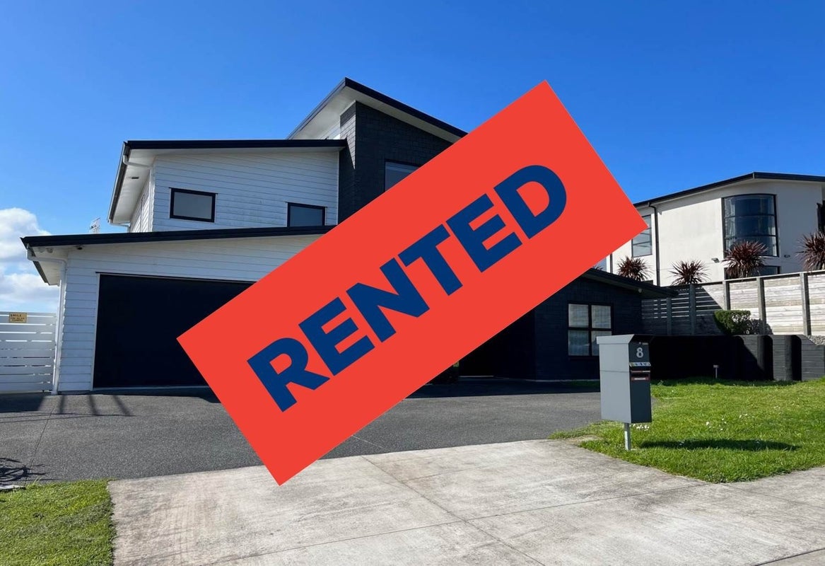 8 Herbert Pollard Drive, Maraetai, Auckland - Carousel 1