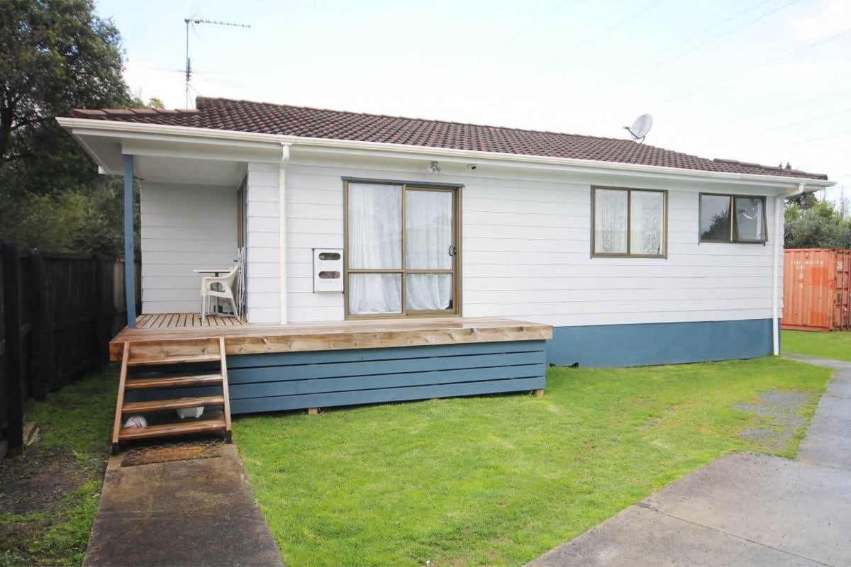 71 Chichester Drive, Rosehill, Papakura - Carousel 1