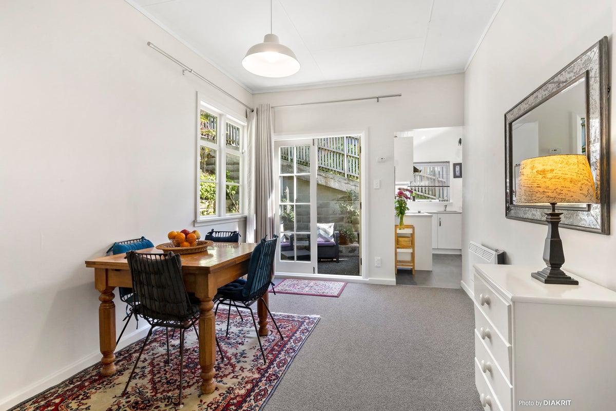 7 Clifford Road, Johnsonville, Wellington - Carousel 2