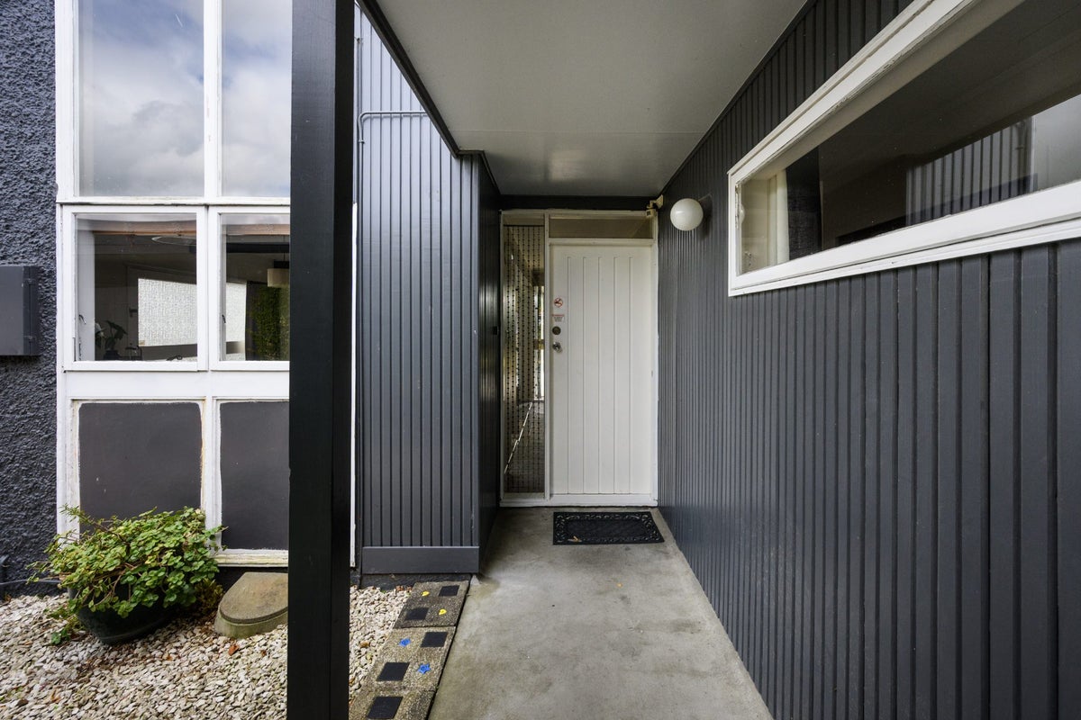 9 Palliser Place, Milson, Palmerston North - Carousel 2
