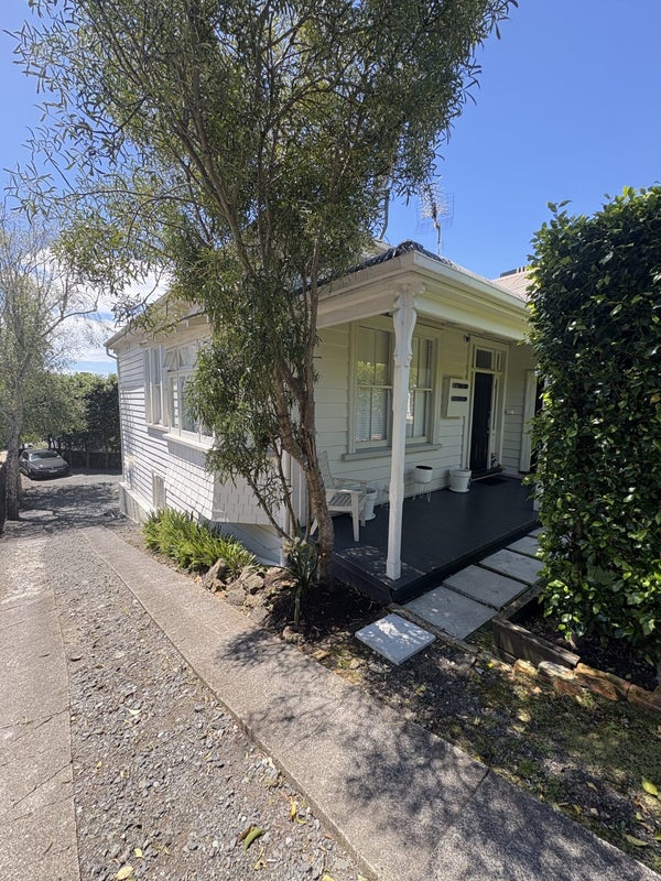 27 View Road, Mount Eden, Auckland - Carousel 1