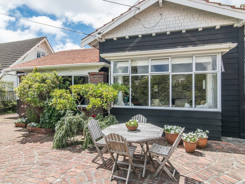 5 Lancaster Street, Karori, Wellington - Carousel 1
