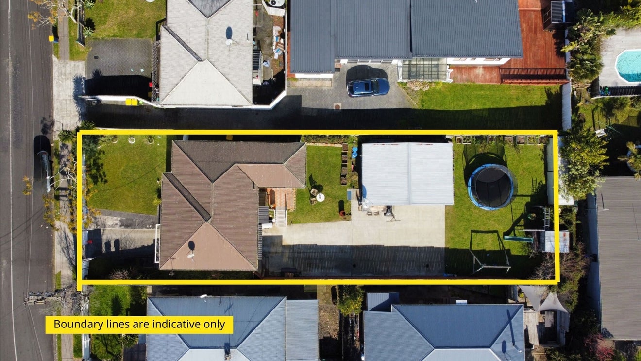 18 Blease Street, New Lynn, Auckland - Carousel 1
