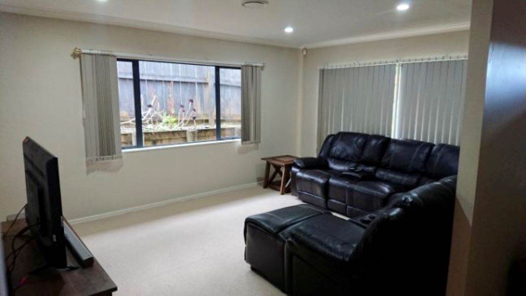 15 Thomas Road, Flat Bush, Auckland - Carousel 2