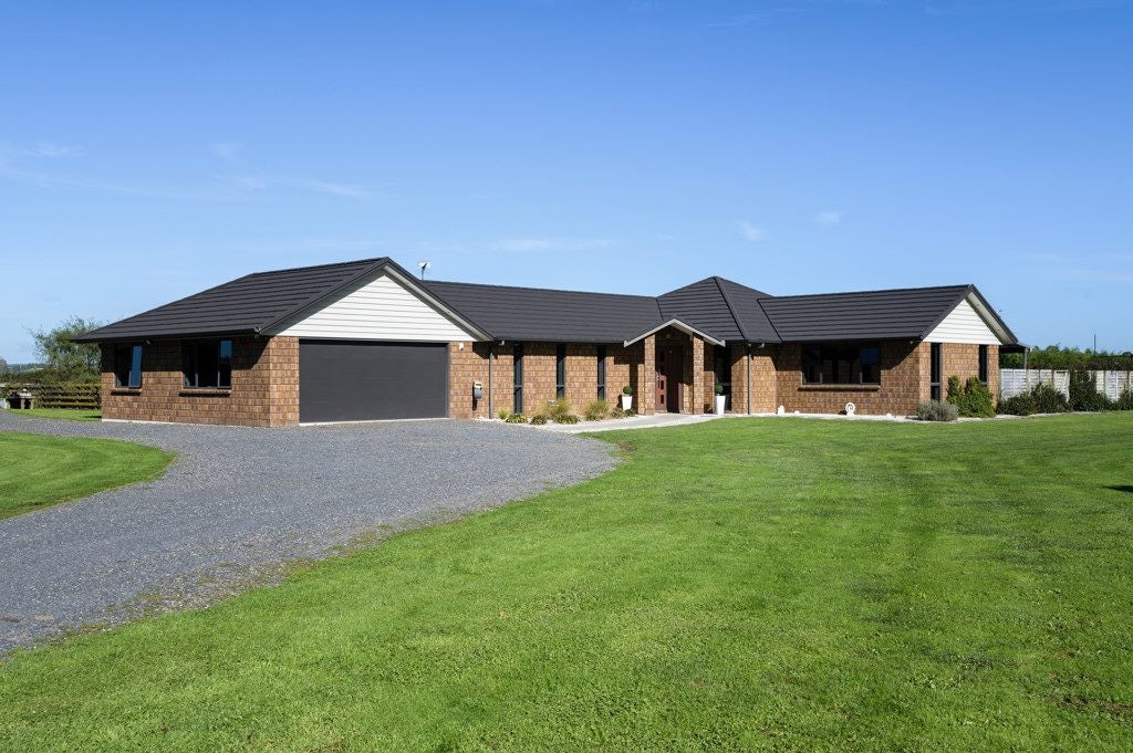 17B Glen Ida Way, Tauwhare, Hamilton - Carousel 1