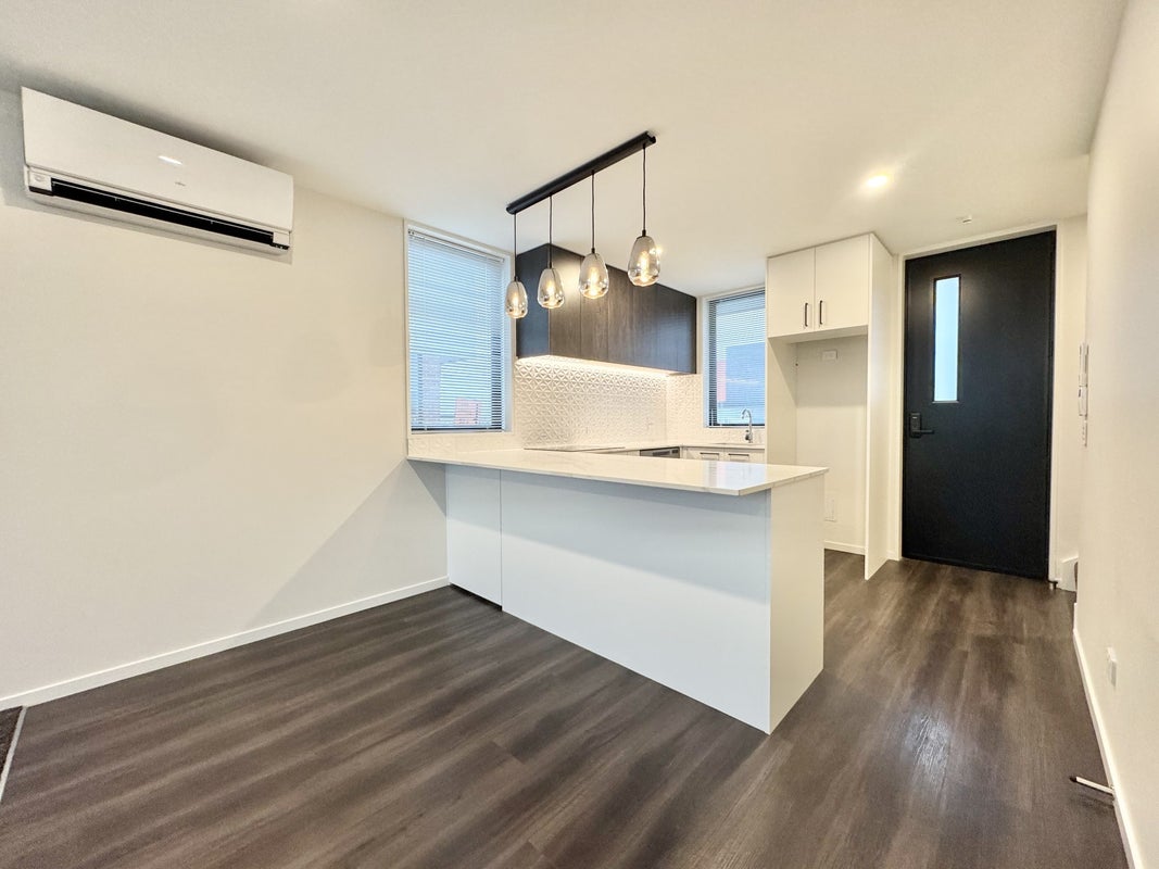 2/21 Montreal Street, Sydenham, Christchurch - Carousel 2