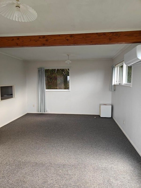 54 Farnham Street, Mornington, Wellington - Carousel 2
