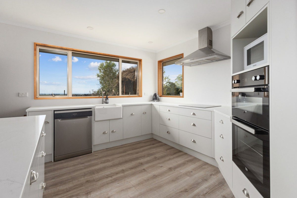 50 Bassett Road, Rosewill, Timaru - Carousel 2