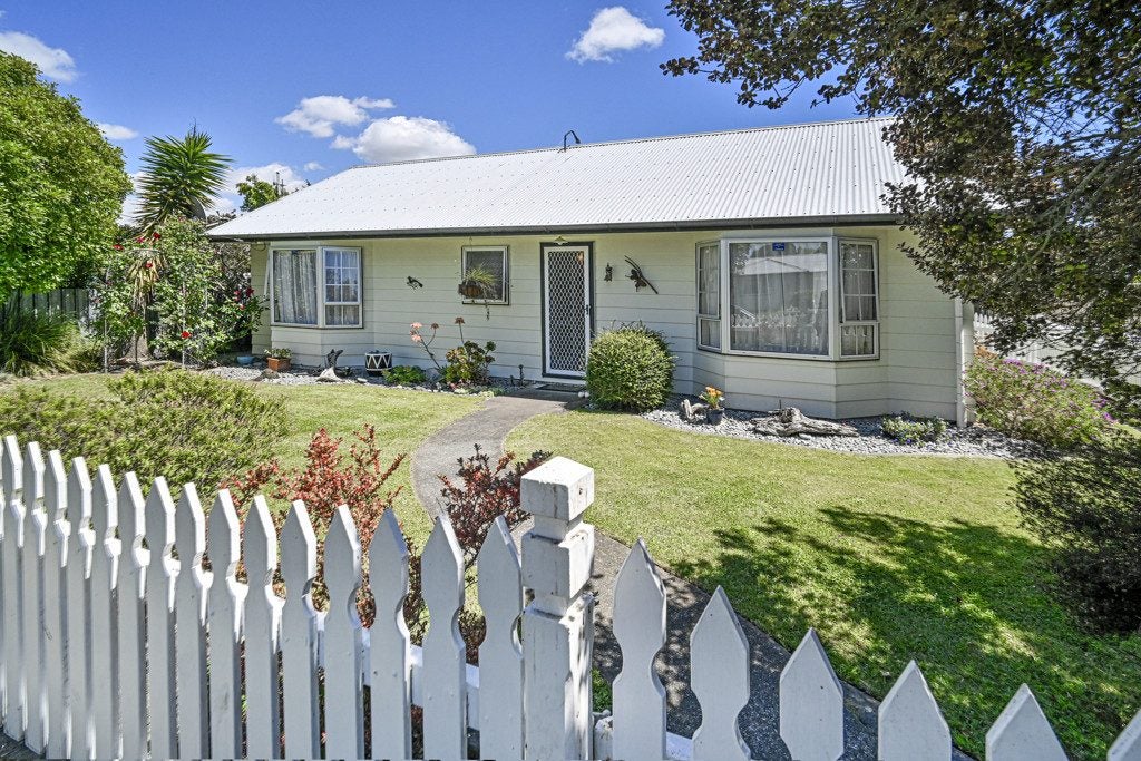 1/1408 Jubilee Street, Mayfair, Hastings - Carousel 1
