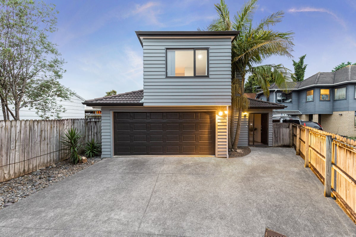 2/0 Arran Street, Avondale, Auckland - Carousel 2