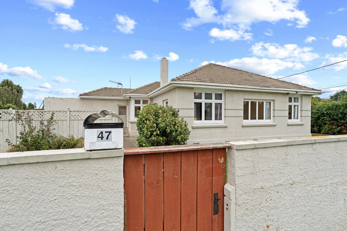 47 Heywood Street, Grasmere, Invercargill - Carousel 1