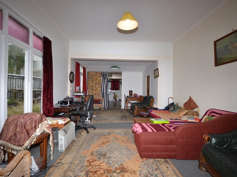 10 Palm Grove, Belmont, Lower Hutt - Carousel 2