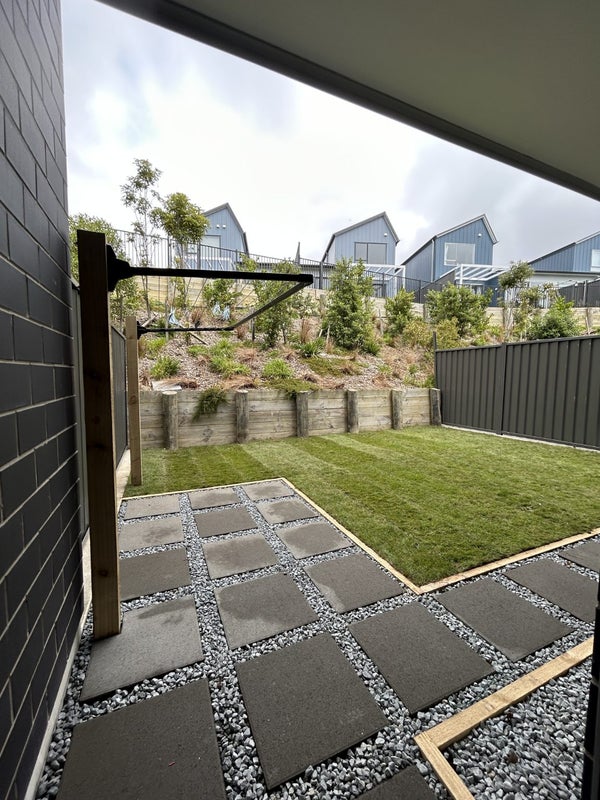 15 Koreke Close, Kenepuru, Porirua - Carousel 2