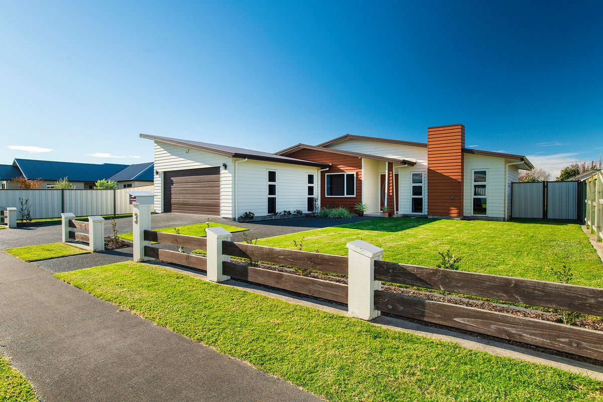 3 Fisher Place, Lytton West, Gisborne - Carousel 1