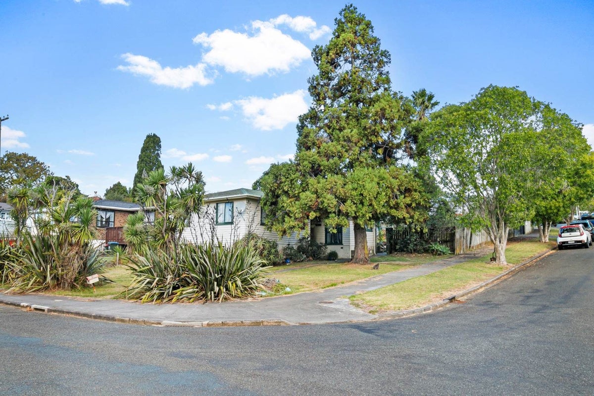 23 Dundale Avenue, Blockhouse Bay, Auckland - Carousel 2