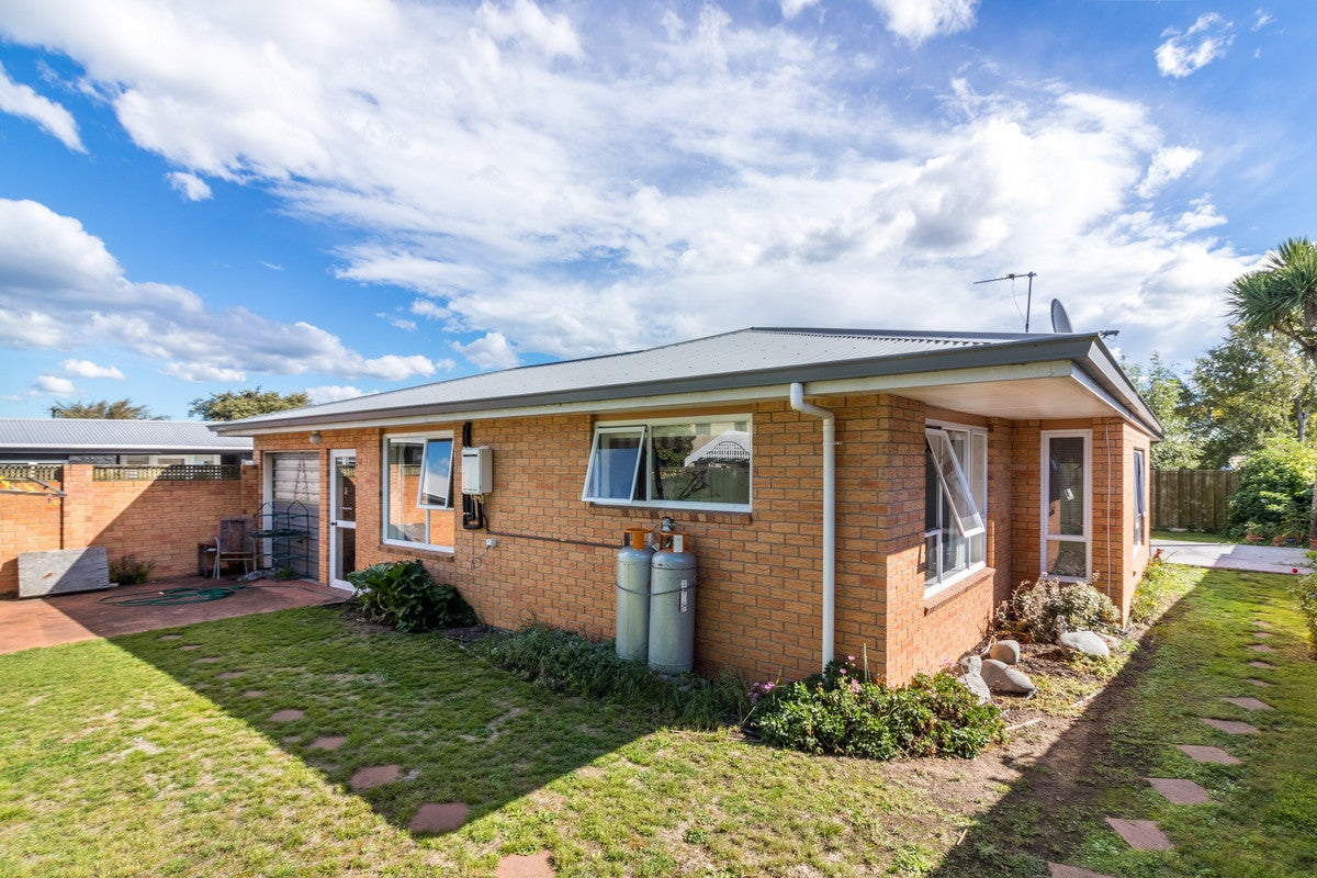 2/26 Burwood Road, Burwood, Christchurch - Carousel 13