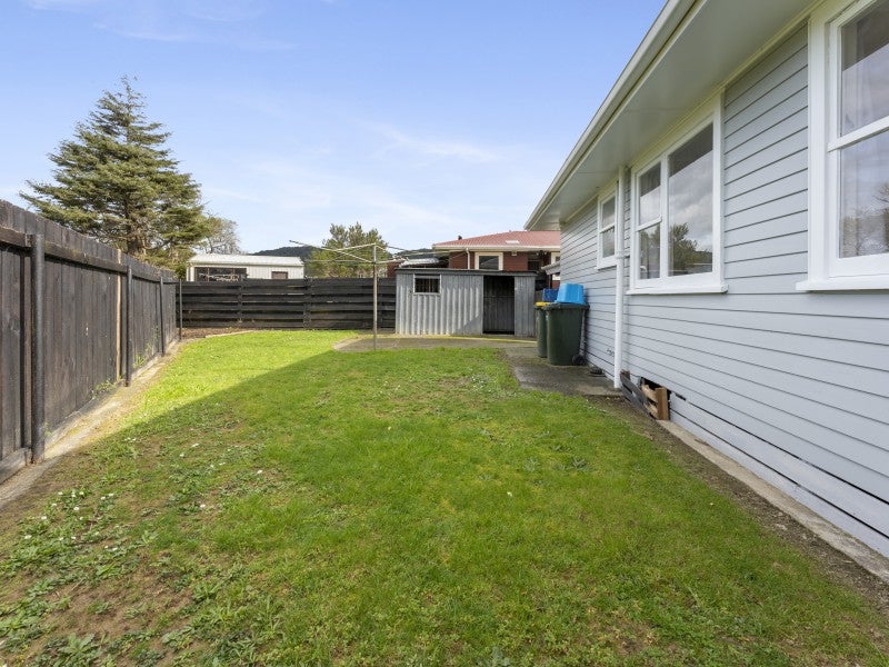 1 Stanley Street, Wainuiomata, Lower Hutt - Carousel 26