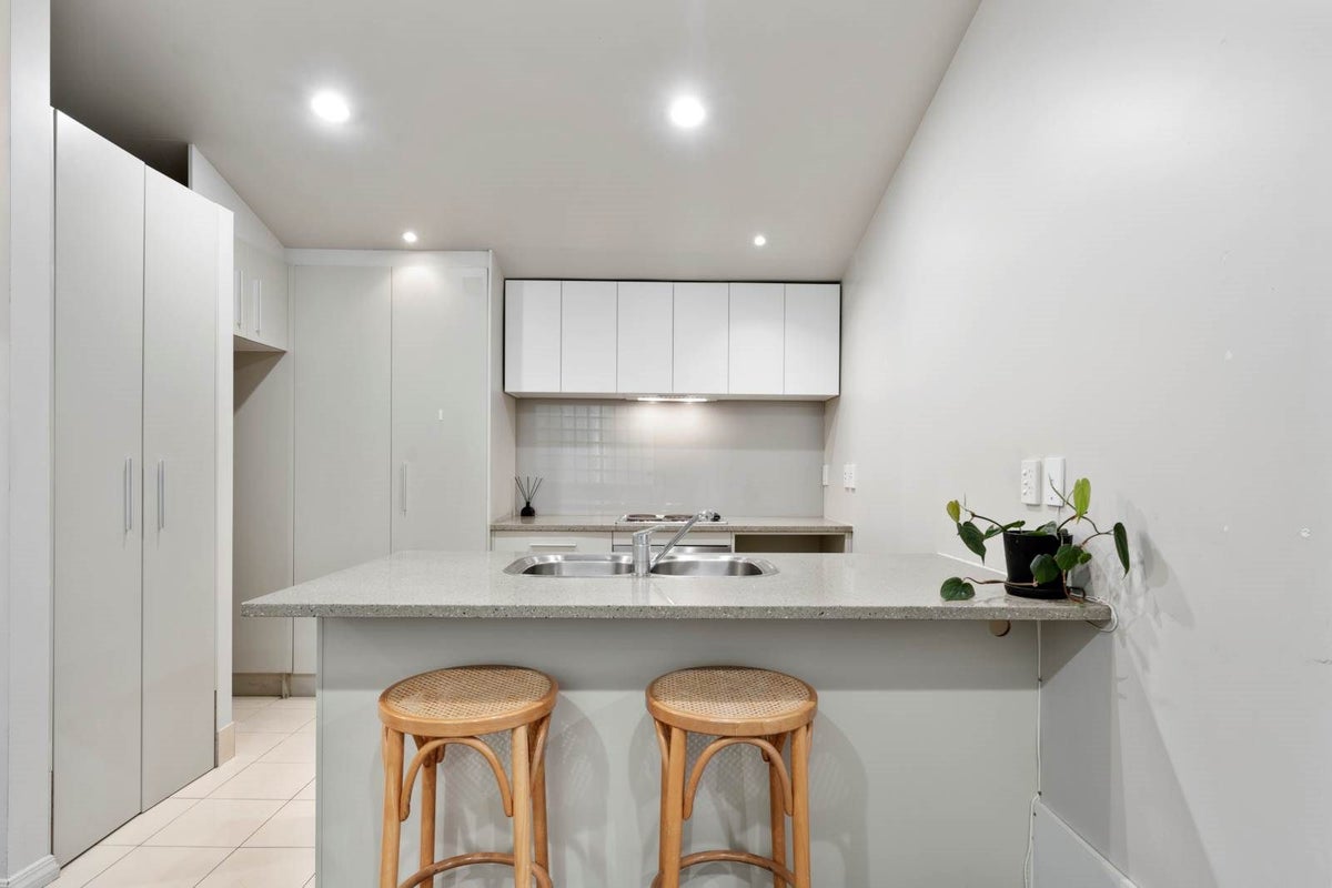 2B/60 Galway Street, Onehunga, Auckland - Carousel 1