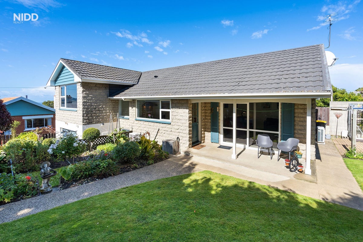 14 Argyle Street, Mornington, Dunedin - Carousel 2