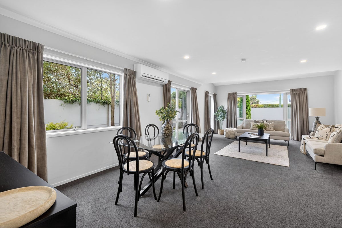 217 Edgeware Road, Edgeware, Christchurch - Carousel 2