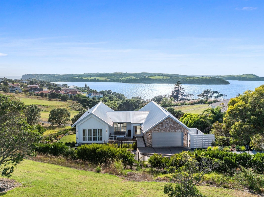 30 Pacific Cliffs Drive, Gulf Harbour, Rodney, Auckland - Carousel 2