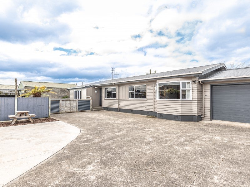 169 Parsons Street, Springvale, Whanganui - Carousel 1