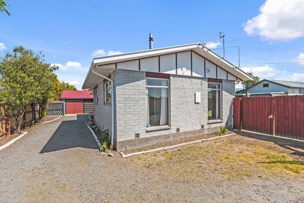 106 Eureka Street, Aranui, Christchurch - Carousel 1