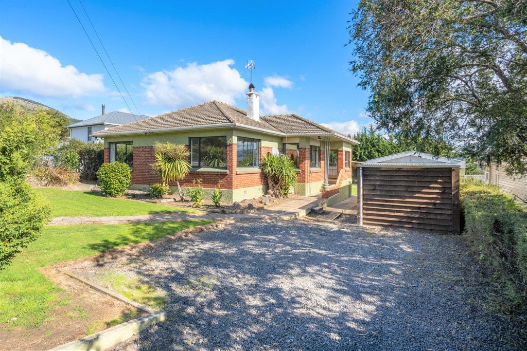 16 Quarry Road, Green Island, Dunedin - Carousel 23