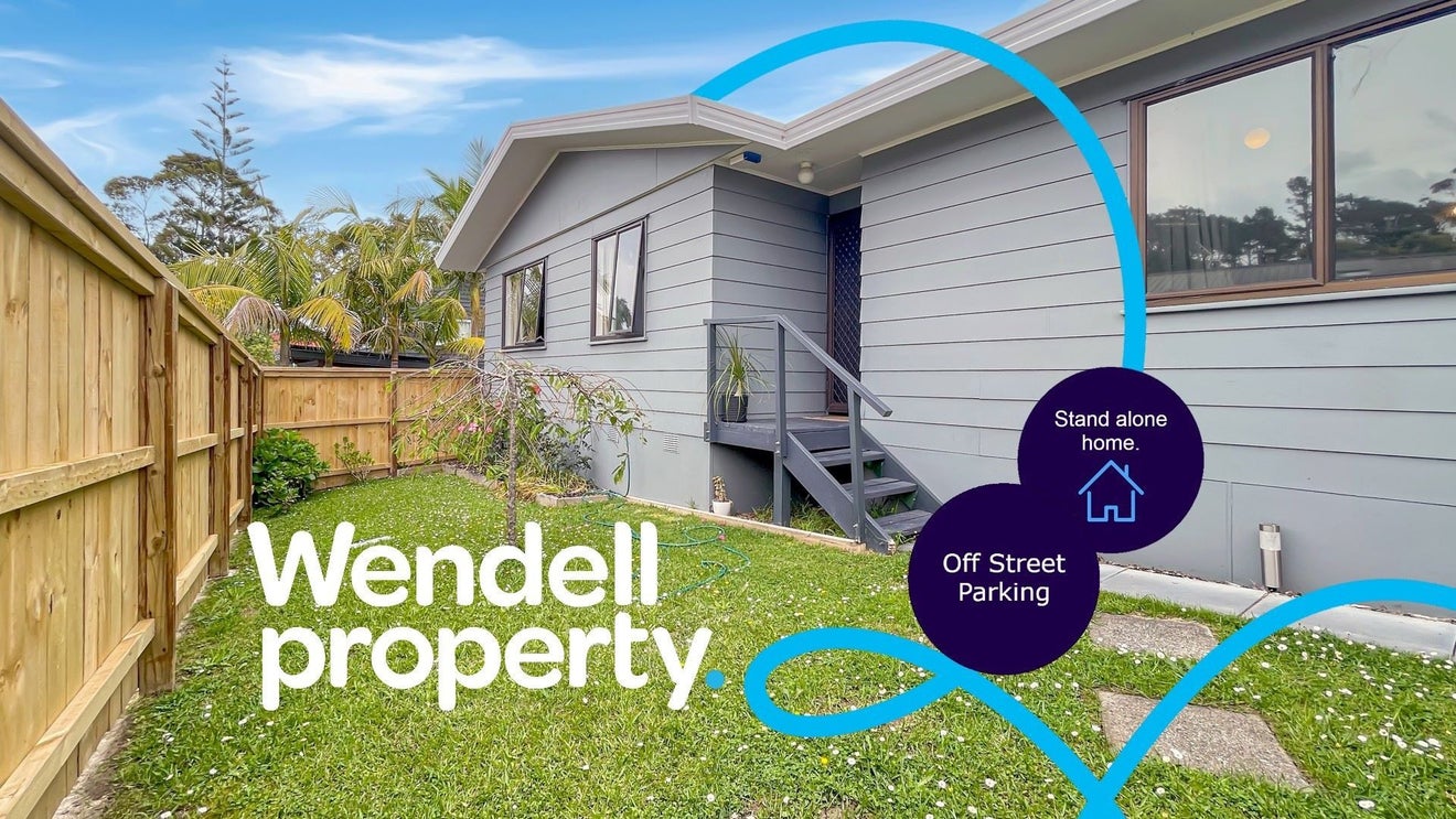 7 Angeline Place, Massey, Auckland - Carousel 1