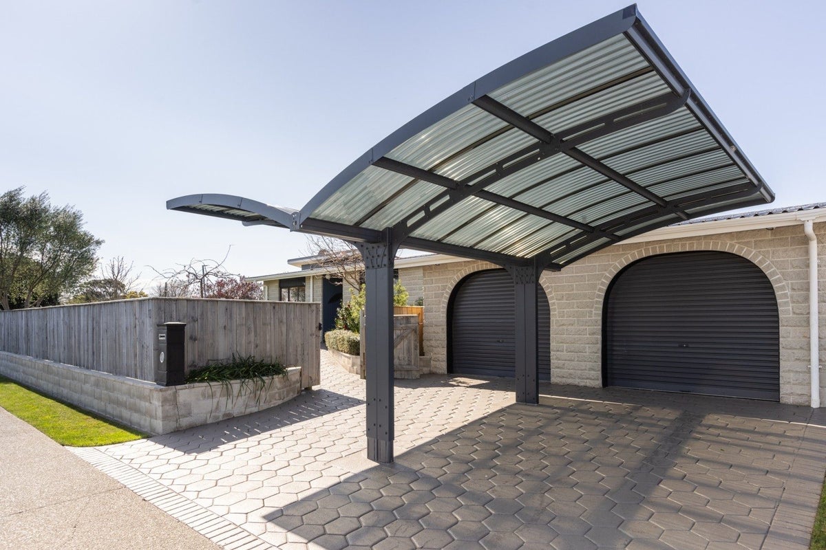 1 Spriggs Crescent, Greenmeadows, Napier - Carousel 27
