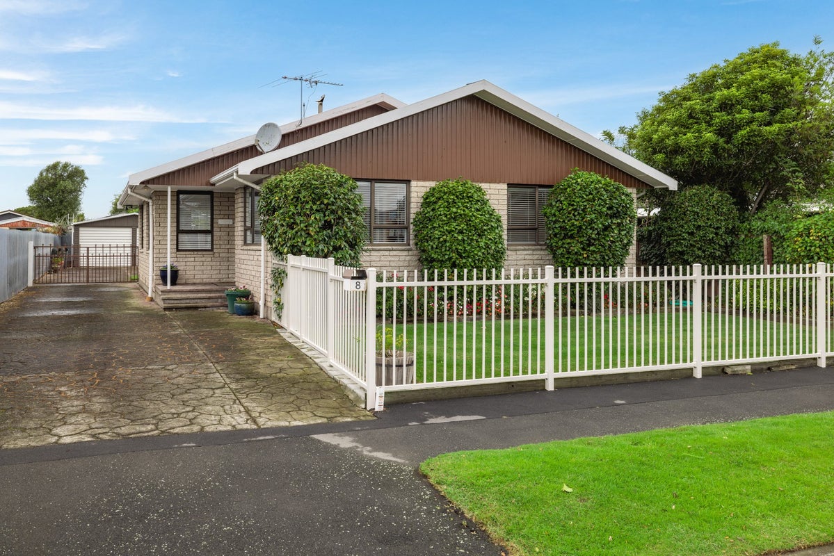 8 Staffa Street, Woolston, Christchurch - Carousel 1