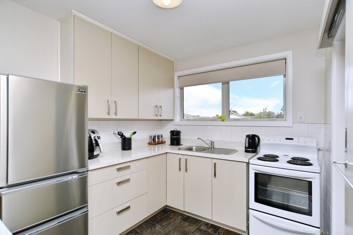 18 Pandora Street, North New Brighton, Christchurch - Carousel 2