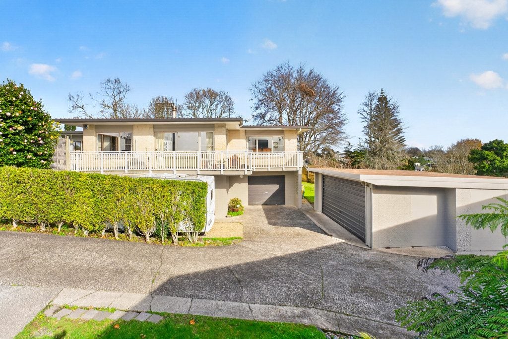 1/32 Prospect Terrace, Pukekohe, Pukekohe - Carousel 1