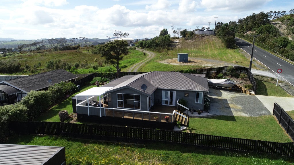 8 Turvey Road, Mangonui, Mangonui - Carousel 26