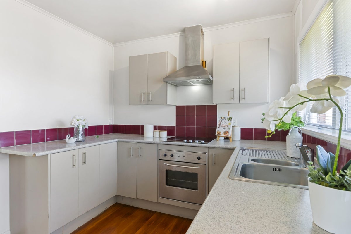 2/23 Belle Vue Avenue, Northcote Point, Auckland - Carousel 2