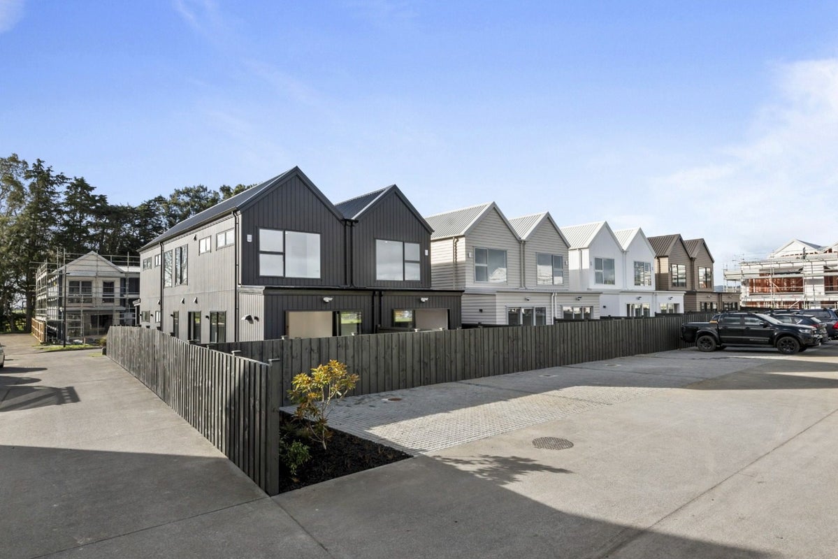 26 Yellow Pear Lane, Karaka, Papakura - Carousel 15