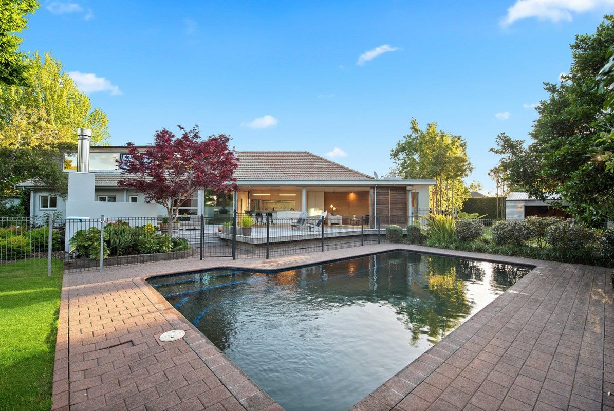 68 Nixon Street, Hamilton East, Hamilton - Carousel 2