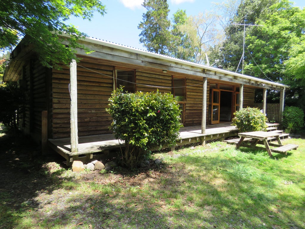 15 Omaki Road, Owhango - Carousel 1