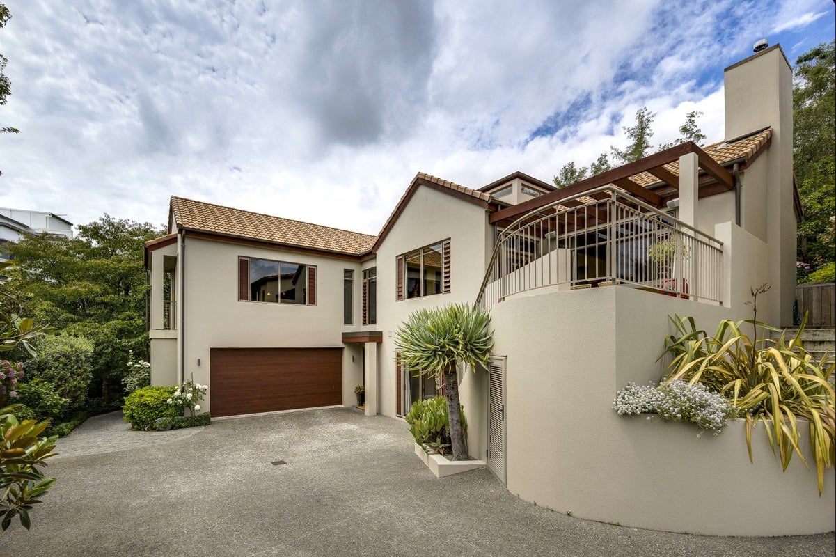 17 Shortland Place, Havelock North, Havelock North - Carousel 21