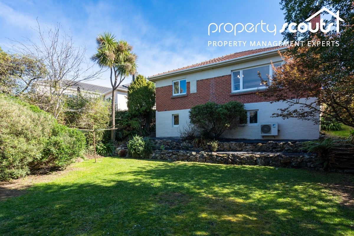 77 Oakwood Avenue, Maryhill, Dunedin - Carousel 12