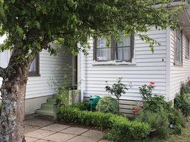 1076 Heaphy Terrace, Fairfield, Hamilton - Carousel 1