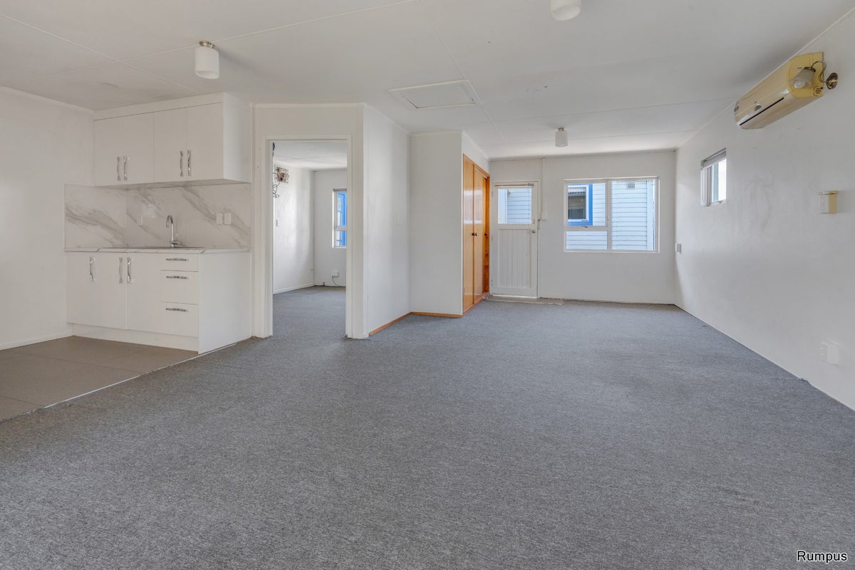 37 Albert Street, Otahuhu, Auckland - Carousel 19