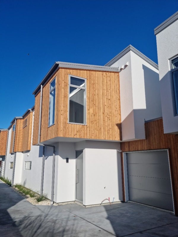 2/173 Edgeware Road, Edgeware, Christchurch - Carousel 1